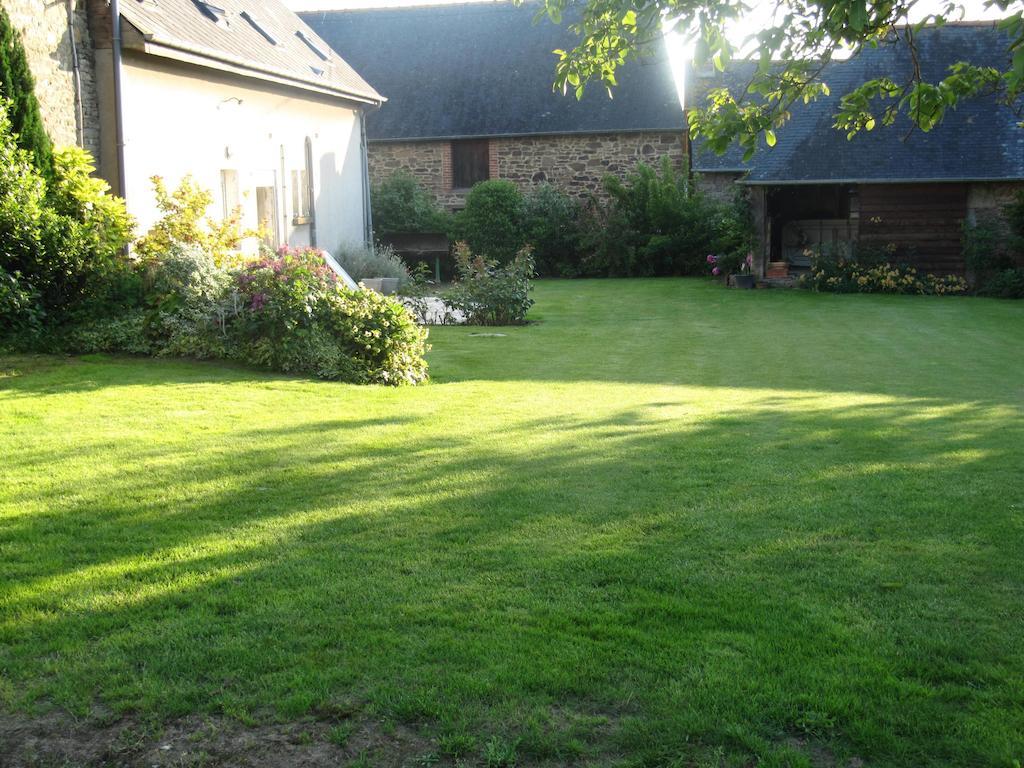 Chambres D'Hotes La Pinderie Val-Couesnon Exteriér fotografie