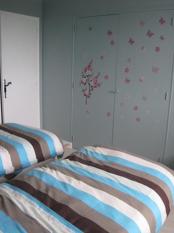 Chambres D'Hotes La Pinderie Val-Couesnon Pokoj fotografie