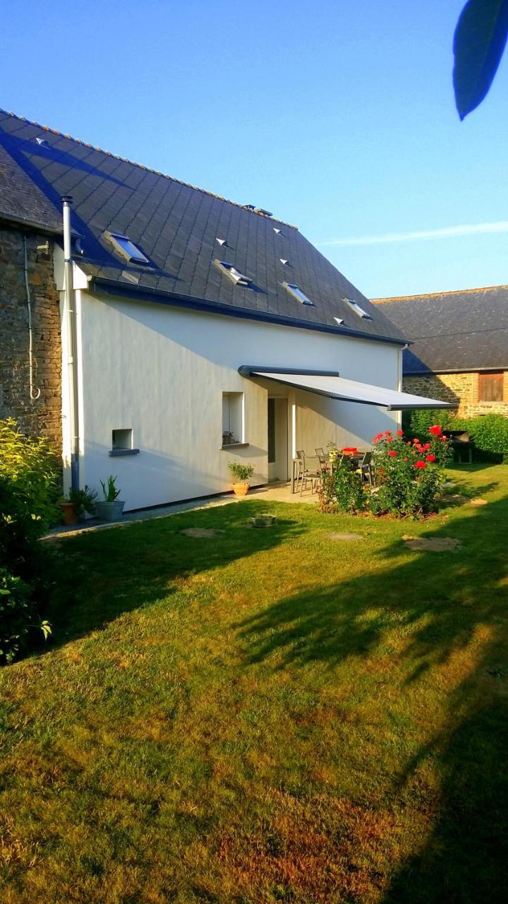 Chambres D'Hotes La Pinderie Val-Couesnon Exteriér fotografie